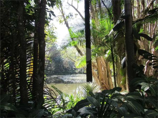 Terreno em Condomínio para Venda em São Paulo/SP Chácara Flora