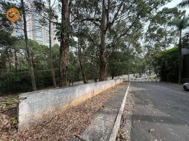Terreno em Condomínio para Venda em São Paulo/SP Parque dos Príncipes