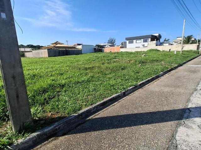Terreno em Condomínio para Venda em São Pedro da Aldeia/RJ São Mateus