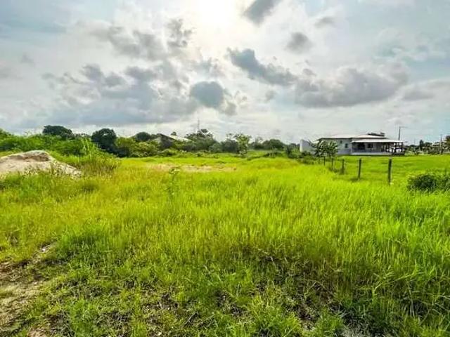 Terreno em Condomínio para Venda em São Pedro da Aldeia/RJ Retiro