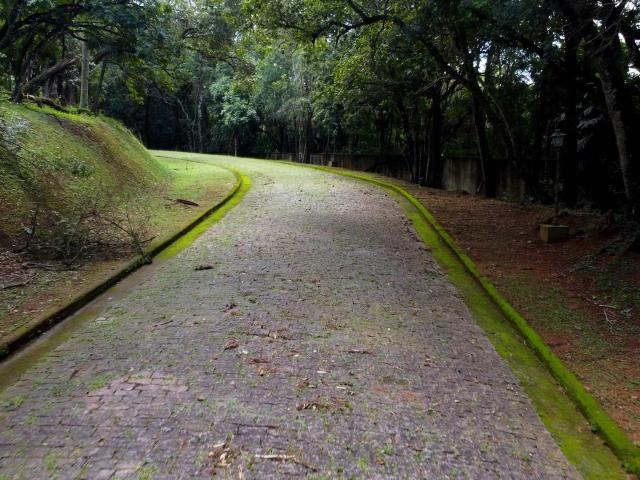 Terreno em Condomínio para Venda em Santana de Parnaíba/SP Condomínio Voturuna