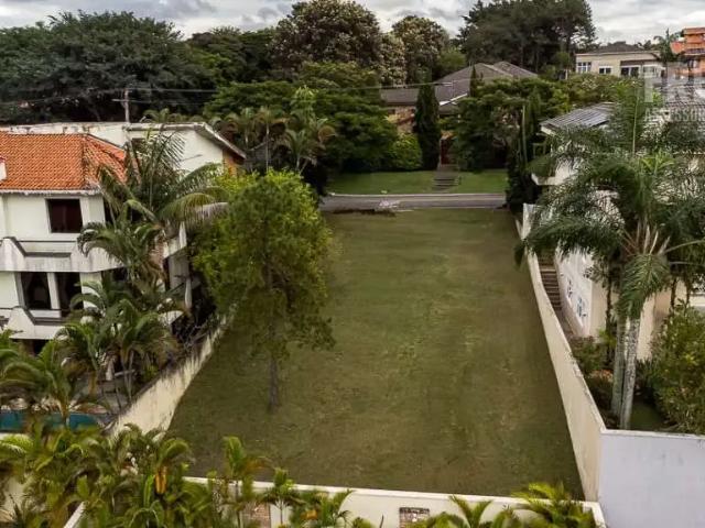 Terreno em Condomínio para Venda em Santana de Parnaíba/SP Alphaville