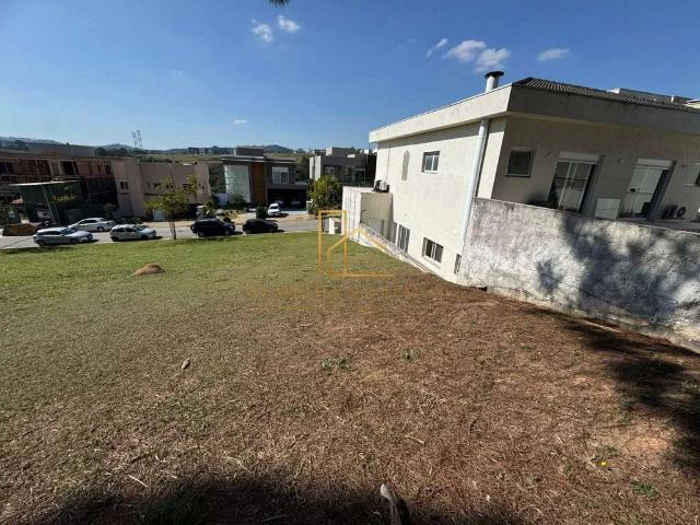 Terreno em Condomínio para Venda em Santana de Parnaíba/SP Alphaville