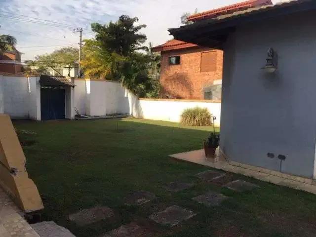 Terreno em Condomínio para Venda em Santana de Parnaíba/SP Alphaville