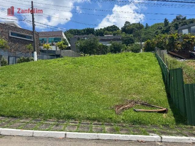 Terreno em Condomínio para Venda em Santana de Parnaíba/SP Alphaville