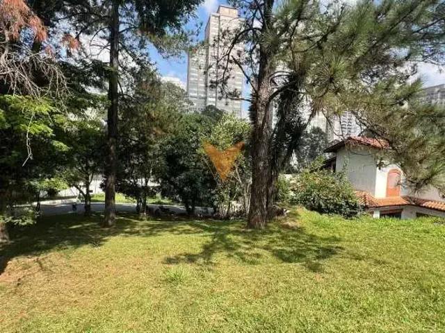 Terreno em Condomínio para Venda em Santana de Parnaíba/SP Alphaville