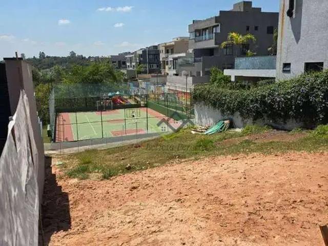 Terreno em Condomínio para Venda em Santana de Parnaíba/SP Genesis 1