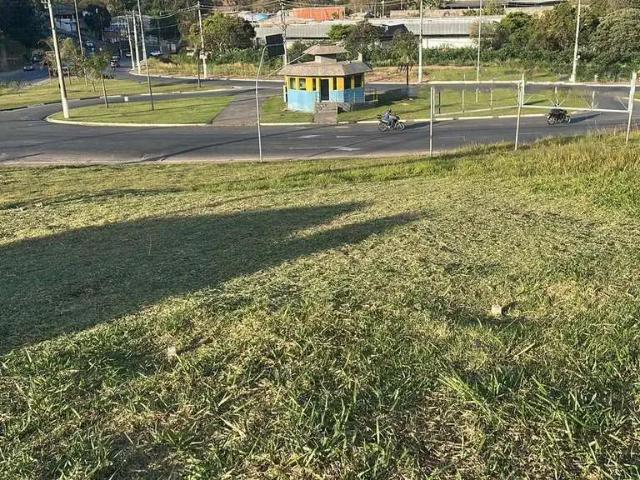 Terreno em Condomínio para Venda em Santana de Parnaíba/SP Loteamento Jardim das Flores