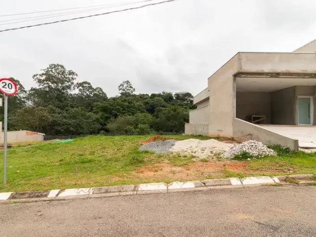 Terreno em Condomínio para Venda em Santana de Parnaíba/SP Suru