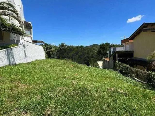 Terreno em Condomínio para Venda em Santana de Parnaíba/SP Suru