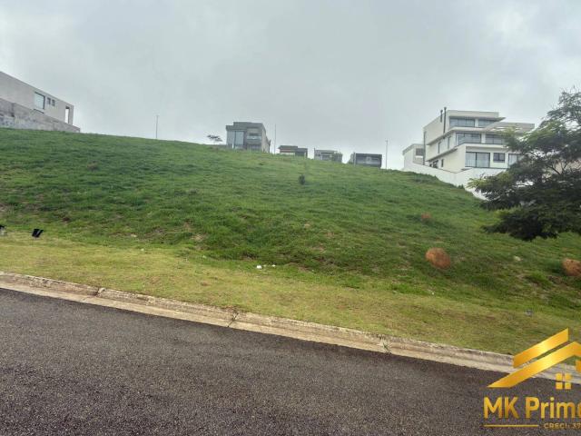 Terreno em Condomínio para Venda em Santana de Parnaíba/SP Quintas do Ingaí