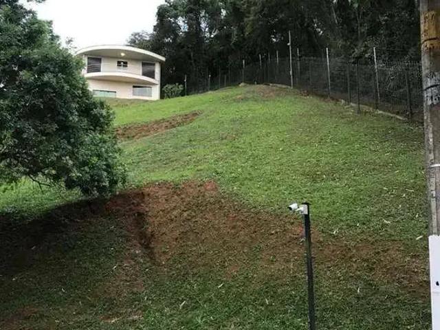 Terreno em Condomínio para Venda em Santana de Parnaíba/SP Tamboré