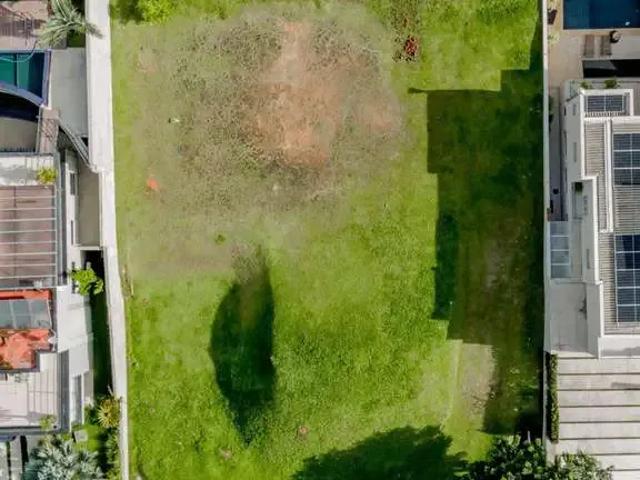 Terreno em Condomínio para Venda em Santana de Parnaíba/SP Tamboré