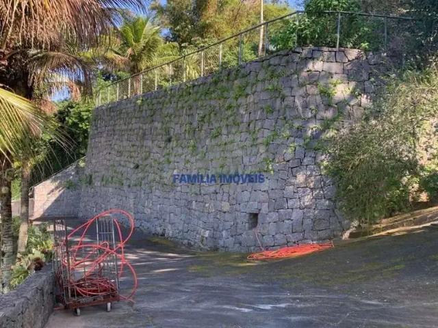 Terreno em Condomínio para Venda em Santos/SP Morro Santa Terezinha