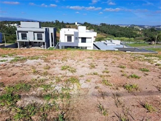 Terreno em Condomínio para Venda em Sarandi/PR Jardim Centro Civico
