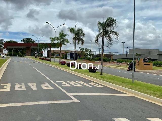 Terreno em Condomínio para Venda em Senador Canedo/GO Jardins Bolonha