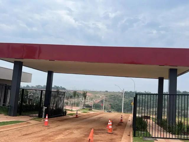Terreno em Condomínio para Venda em Senador Canedo/GO Jardins Turim