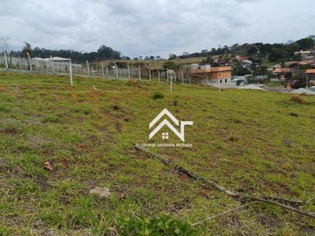 Terreno em declive a venda no Bairro Jardim Centenário