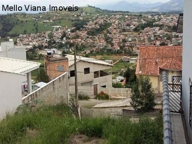 Terreno em declive para venda no bairro Jardim Paraíso, São Lourenço MG
