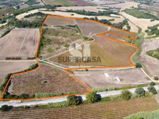 Terreno em Dois Portos