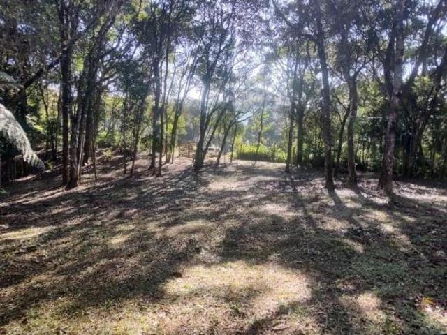Terreno em excelente localização, a 1500 metros do centro de Juquitiba