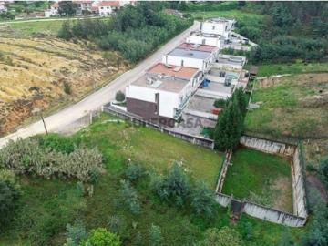Terreno em Eiras e São Paulo de Frades