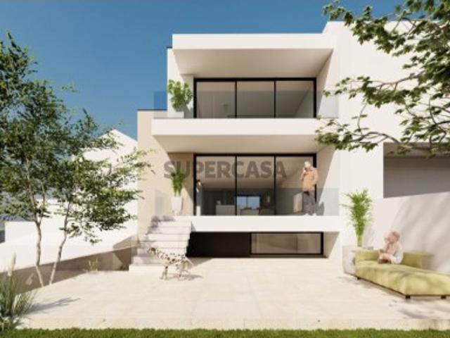 Terreno em Ermesinde