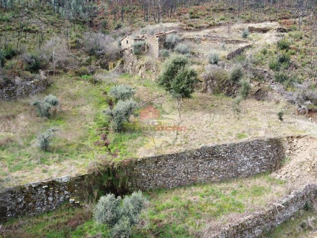 Terreno em Ermida