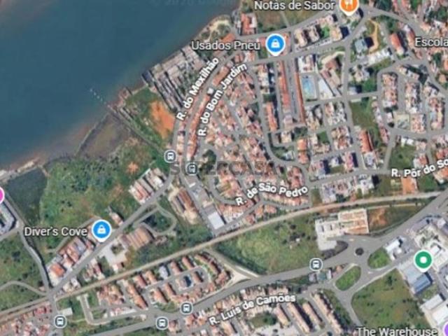 Terreno em Estômbar e Parchal