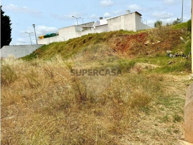 Terreno em Estômbar e Parchal