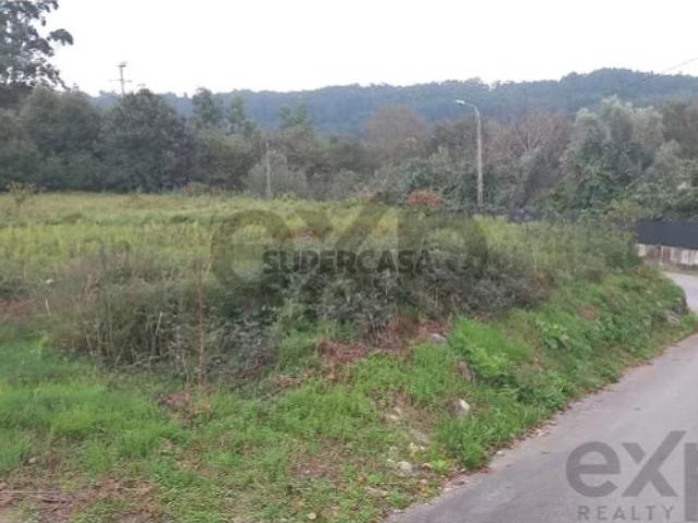 Terreno em Estorãos
