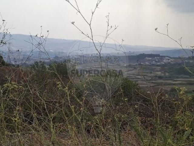 Terreno em Fanhões