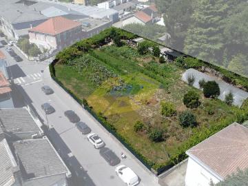 Terreno em Felgueiras Centro da Cidade