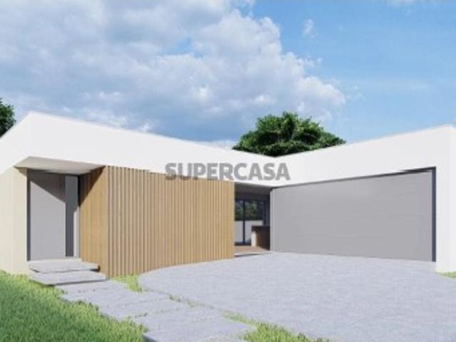 Terreno em Fiães