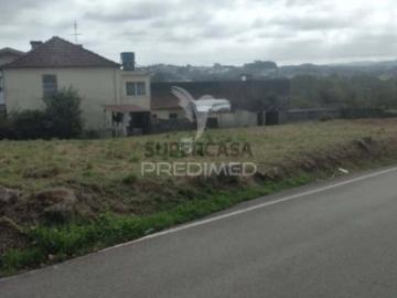 Terreno em Fiães