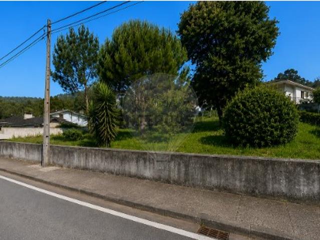Terreno em Fiães