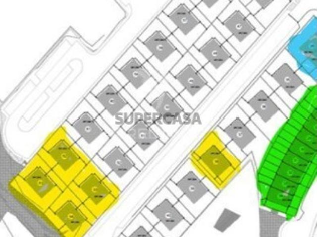 Terreno em Fonte Arcada e Oliveira