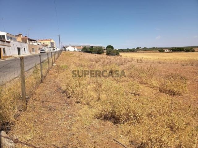 Terreno em Fronteira