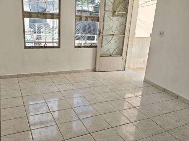 Terreno em Guarulhos, Jardim Las Vegas com 3 casas alugadas para renda