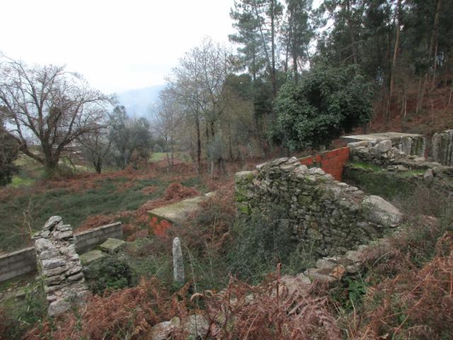 Terreno em Gondufe