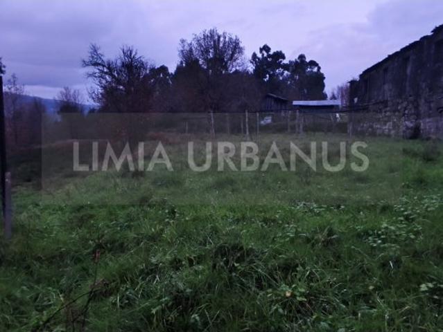 Terreno em Gondufe com projecto aprovado