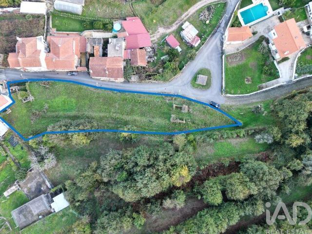 Terreno em Gondarém de 2300,00 m²