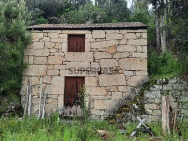 Terreno em Granja do Tedo