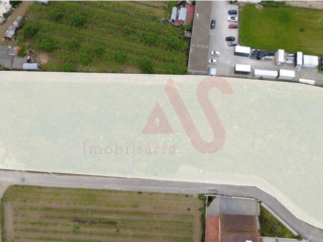 Terreno em Idães, Felgueiras com 6.500 m² para construção