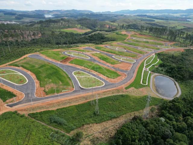 Terreno em Jardins De Barcelona, Poços de Caldas/MG de 243m² à venda por R$ 282.262,00
