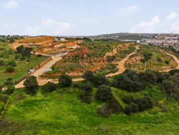Terreno em Luz