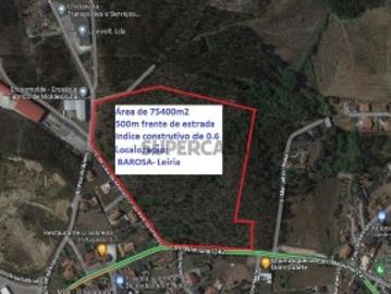 Terreno em Leiria com 75400 m2 para construção