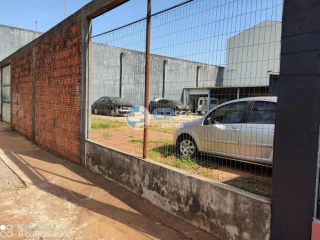 Terreno em Leonor, Londrina/PR de 500m² à venda por R$ 900.000,00