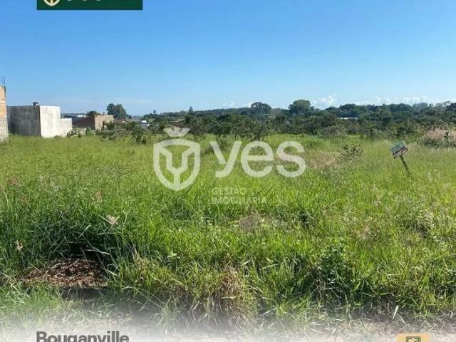 Terreno em Loteamento Flávia Helena, Araxá/MG de 366m² à venda por R$ 200.000,00