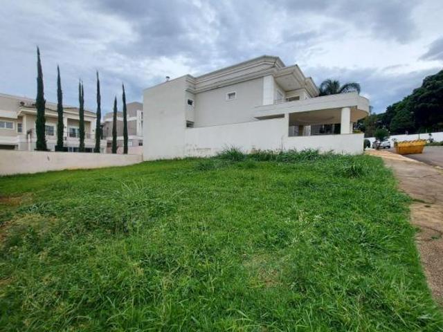 Terreno em Loteamento Jardim dos Ipês Amarelos Americana